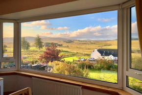 Blacksmith holiday cottage near Portree in central Skye